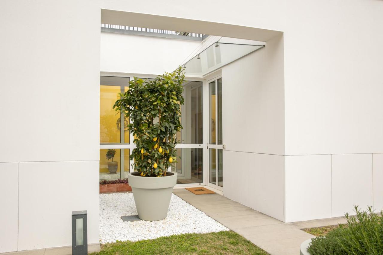 Lakefront Contemporary - By My Home In Como Cadenabbia Exterior photo